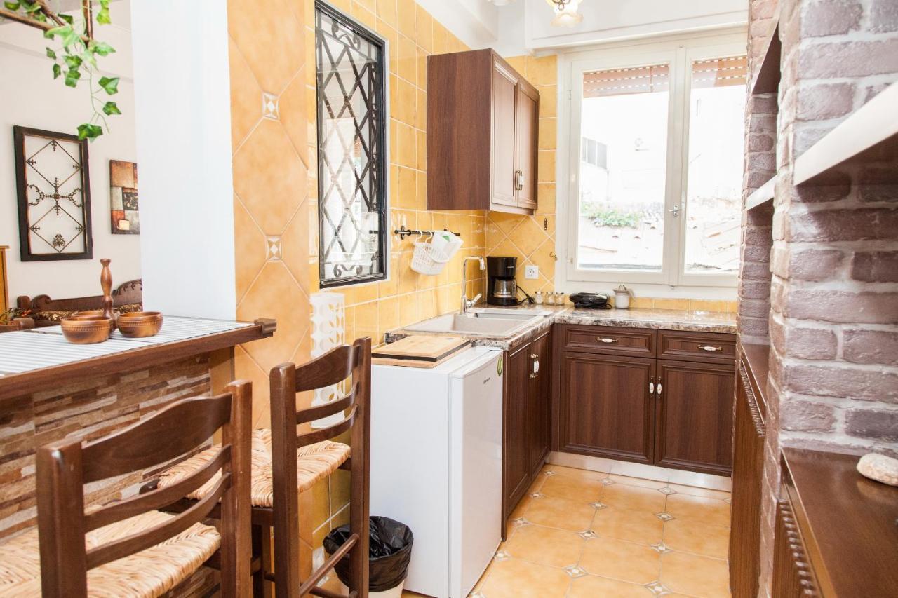 Beautiful Apartment In Pagkrati -Gtd95601 Atenas Exterior foto