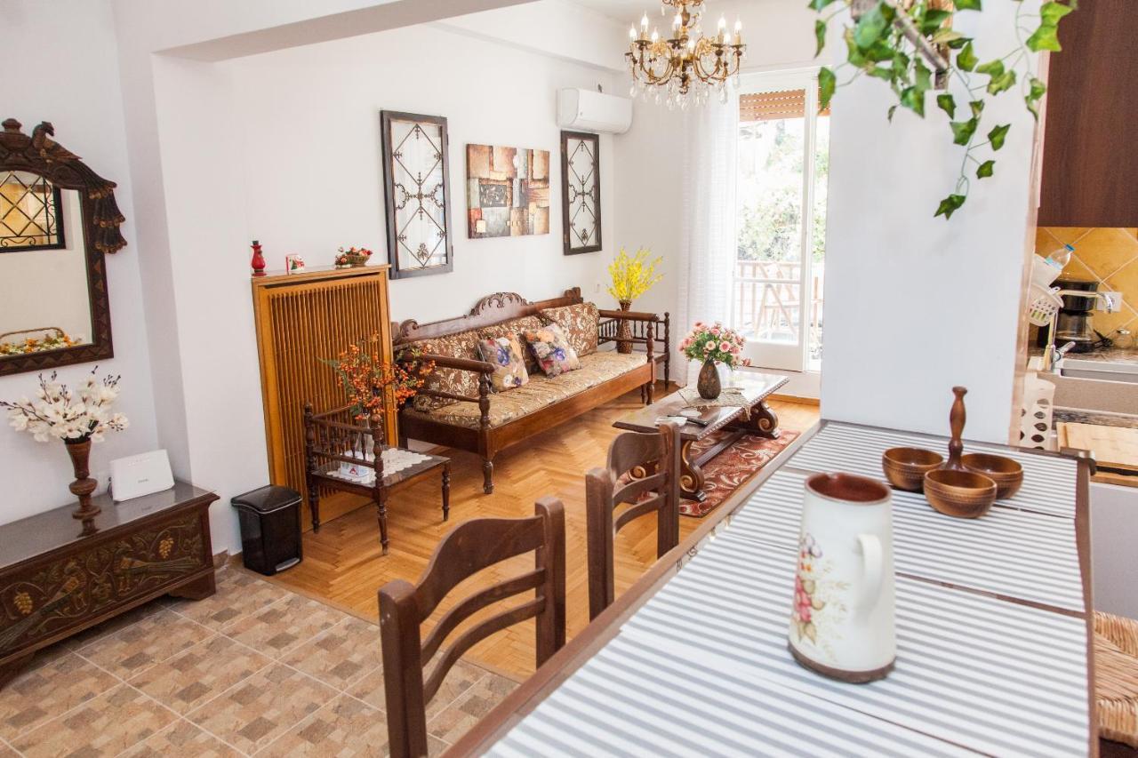 Beautiful Apartment In Pagkrati -Gtd95601 Atenas Exterior foto